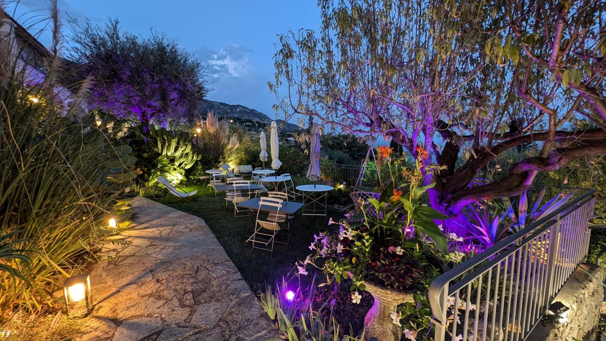Le Mas D'Angeline, Vue Mer, Jardin Commun, Parking, Voiture Requise, 10 Min En Voiture De Monaco, Route Etroite, Pente Raide, Croisement Limite, Sea View, Shared Garden, Parking, Car Required, 10 Min Drive From Monaco, Narrow Steep Road, Limited Pass Бюсолей Екстериор снимка