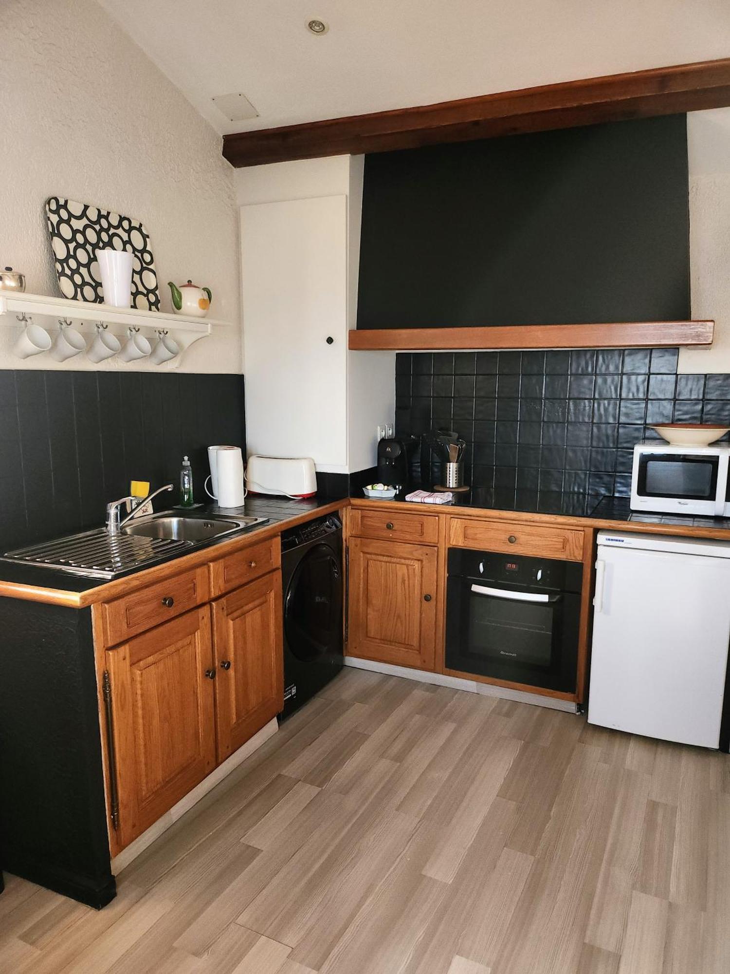 Le Mas D'Angeline, Vue Mer, Jardin Commun, Parking, Voiture Requise, 10 Min En Voiture De Monaco, Route Etroite, Pente Raide, Croisement Limite, Sea View, Shared Garden, Parking, Car Required, 10 Min Drive From Monaco, Narrow Steep Road, Limited Pass Бюсолей Екстериор снимка