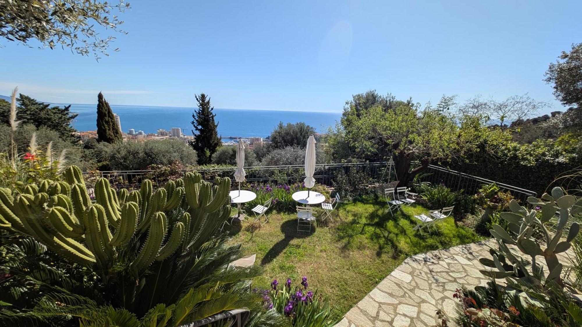 Le Mas D'Angeline, Vue Mer, Jardin Commun, Parking, Voiture Requise, 10 Min En Voiture De Monaco, Route Etroite, Pente Raide, Croisement Limite, Sea View, Shared Garden, Parking, Car Required, 10 Min Drive From Monaco, Narrow Steep Road, Limited Pass Бюсолей Екстериор снимка