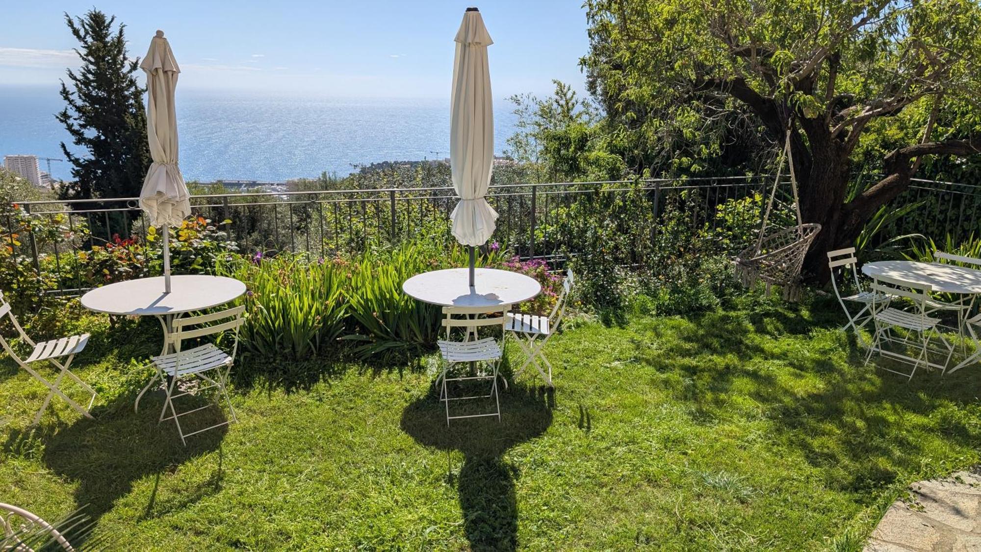 Le Mas D'Angeline, Vue Mer, Jardin Commun, Parking, Voiture Requise, 10 Min En Voiture De Monaco, Route Etroite, Pente Raide, Croisement Limite, Sea View, Shared Garden, Parking, Car Required, 10 Min Drive From Monaco, Narrow Steep Road, Limited Pass Бюсолей Екстериор снимка